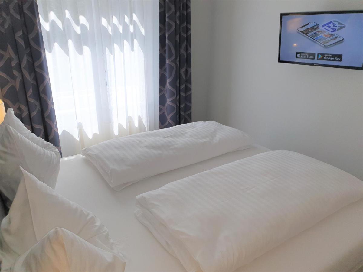 R&R Hotel Strandallee Бабе Экстерьер фото